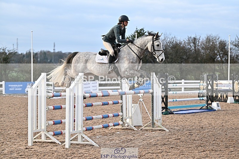 250111-142728-00585 - Cls 13 Foxhunter and 1.20m Open