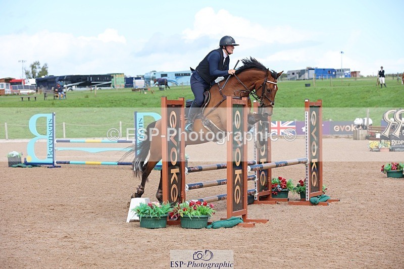 250911-140725-02316 - Cls 5 Chard Snr 90cm Speed Derby