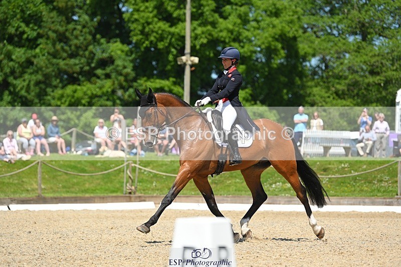 230526-120954-05958 - 474-LONDON_52-Laura_Collett-DR