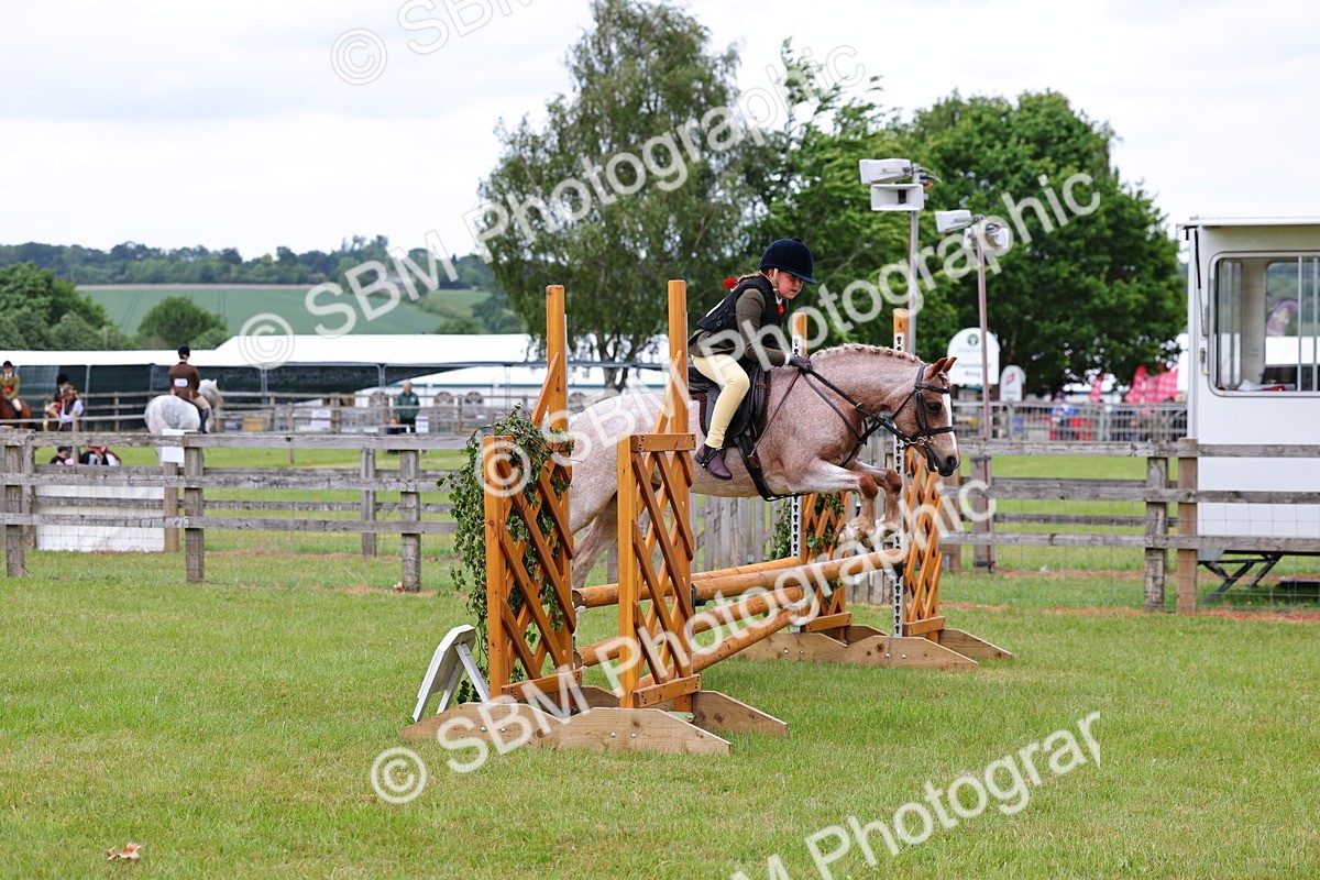 SBM_09414 - Class 44-45 - LIHS BSPS Open Nursery and Cradle Stakes
