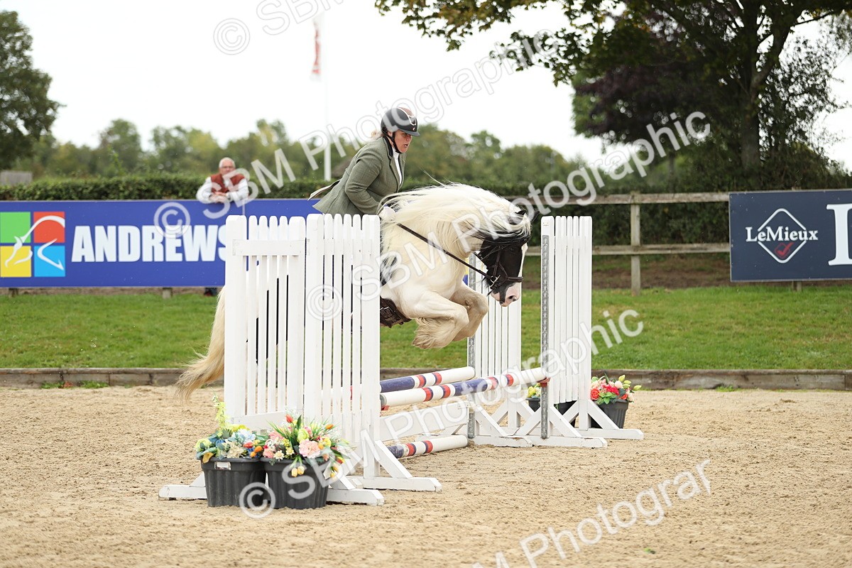 SBM_04563 - J28 - Senior Horse & Pony 60cm Championships