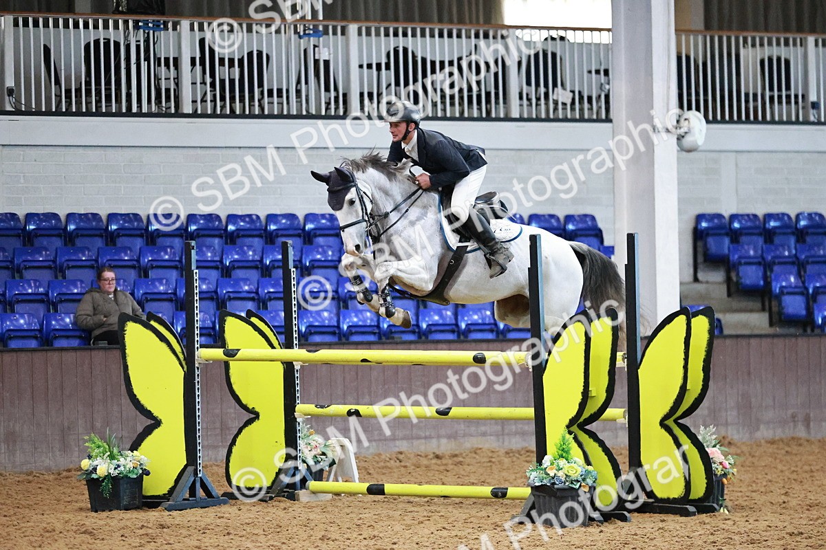 SBM_002003 - Class 5 - Senior Foxhunter 1.20m
