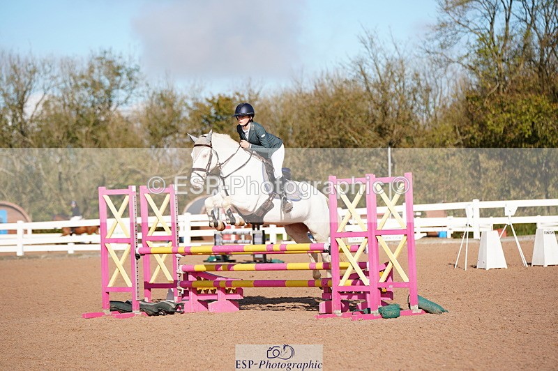 241027A-110310-02362 - SUN Cls 5 Pony Discovery and 90cm Open