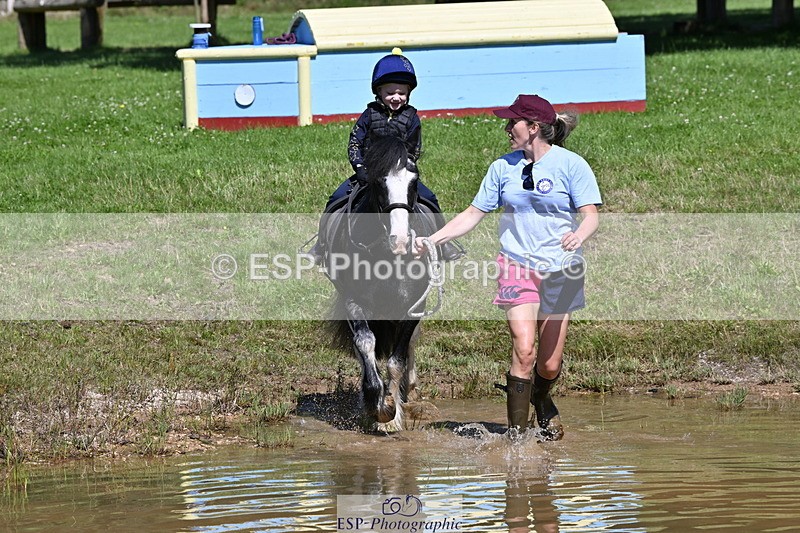 240728B-111614-01368 - Gemma's Group XC