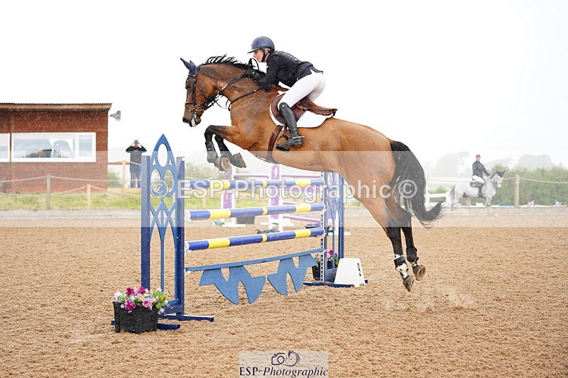 240526A-130752-08224 - Cls 27 Chard Equ May Grand Prix