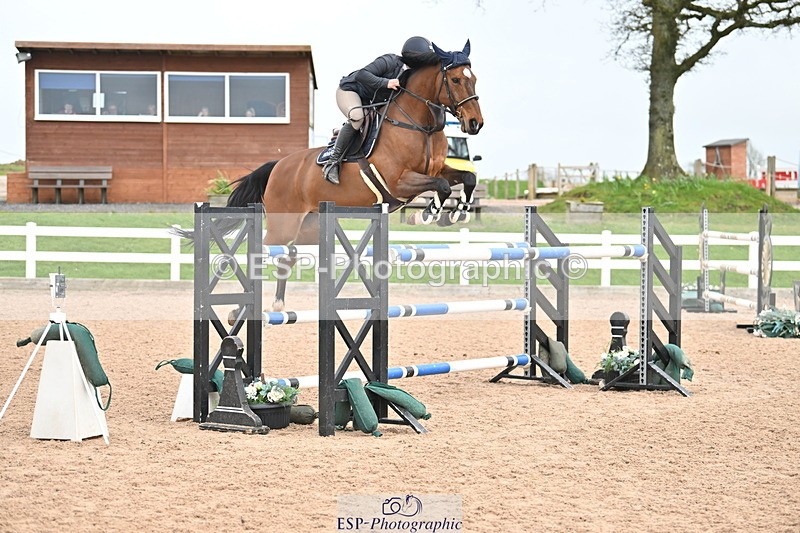 240406A-160018-04306 - Cls 17 National 1.30m Open