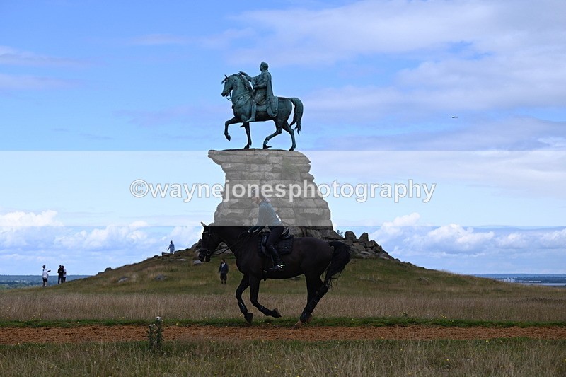 DSC_8423 - Time at Statue 13:52 to 14:33