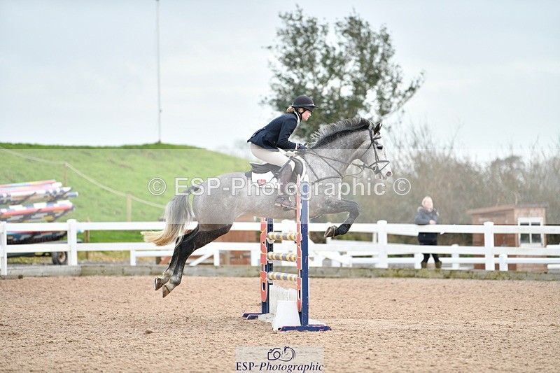 240124A-122521-00445 - Cls 3 Newcomers & 1.10m Open