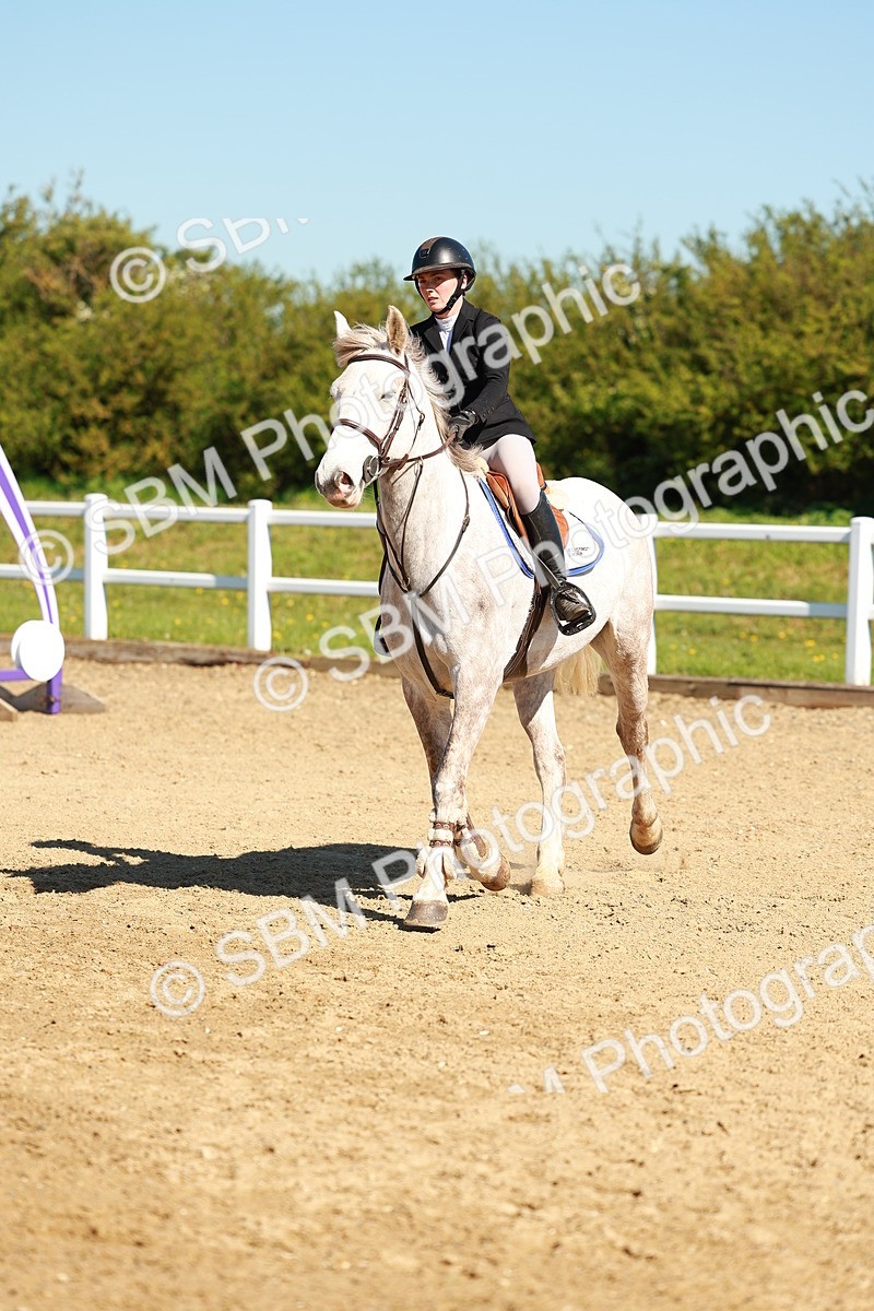 SBM_000102 - Class 1 - Clear Round