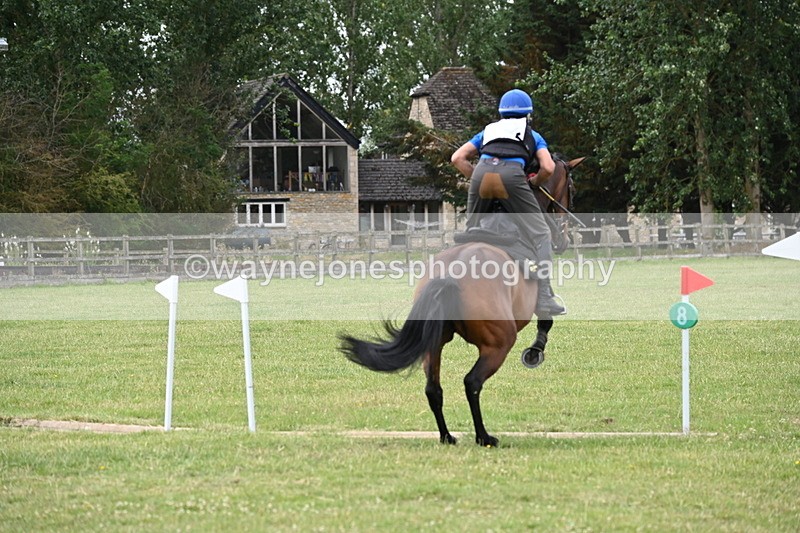 WJ6_6102 - 60cm XC Time 09:48 to 09:57