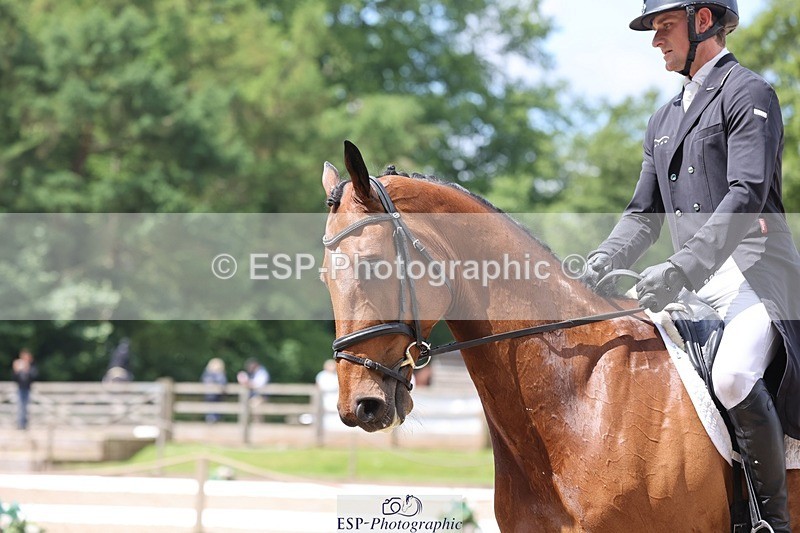 240523-115355-03642 - 241-CLASS_ROMANCE-Jack_Pinkney