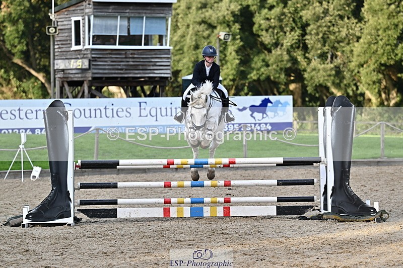 251005A-172000-05317 - Cls 11 Open 1m-1.05m