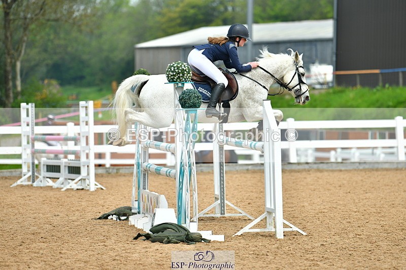 230514A-131612-02912 - Cls 25 Pony Foxhunter & 1.10m Open