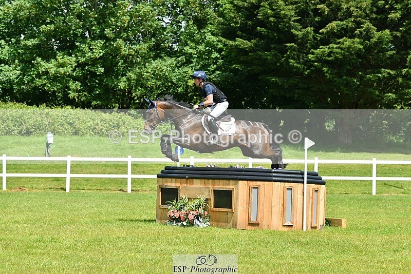 230528-131117-17147 - 435-LUNA_MIST-Tom_McEwen-XC