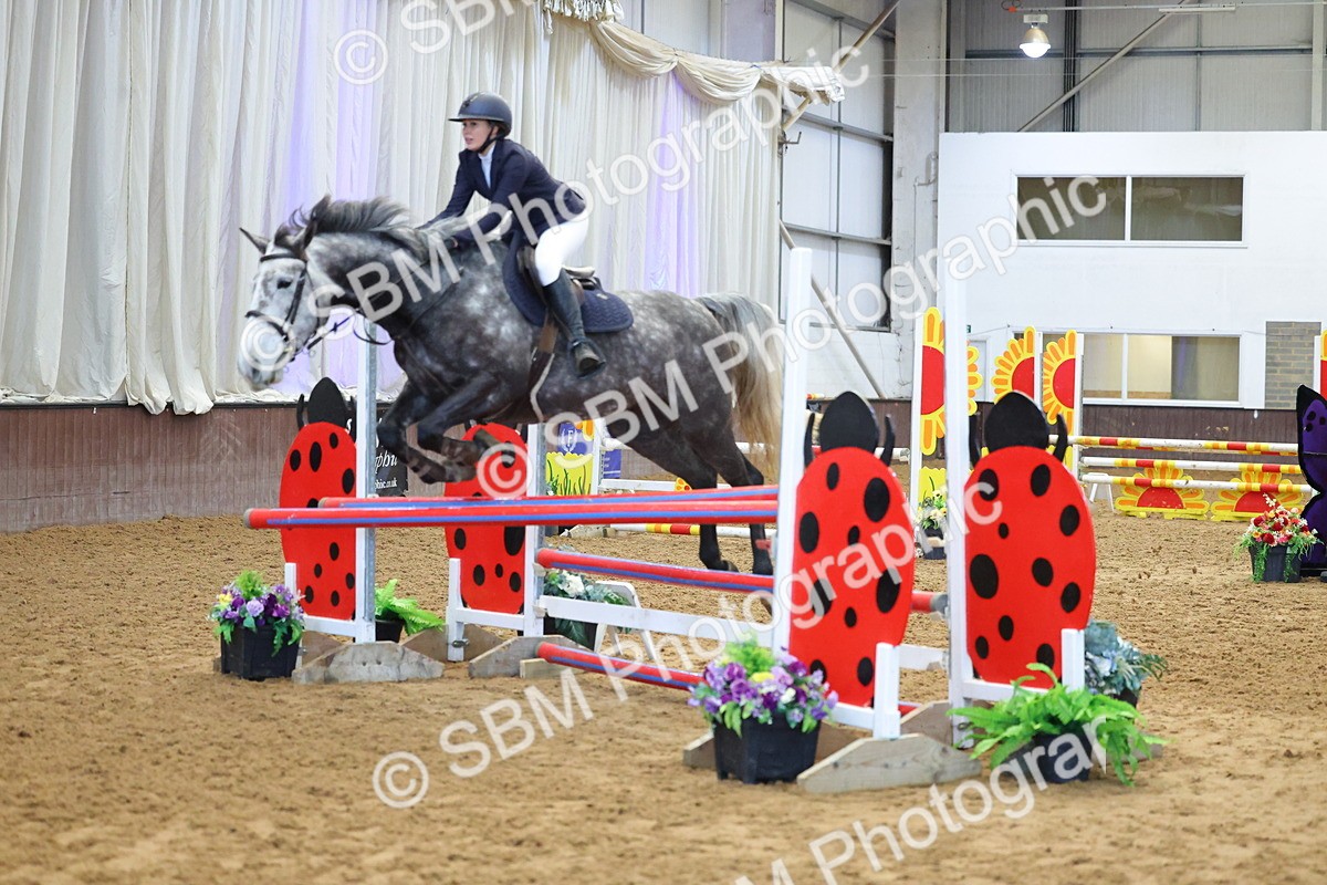 SBM_005600 - Class 22 - Bliss of London Novice Winter Championship Qualifier 90cm