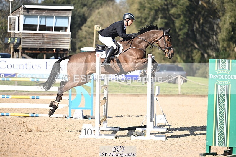 260321A-151204-01069 - 6 Foxhunter 1m 20 Open