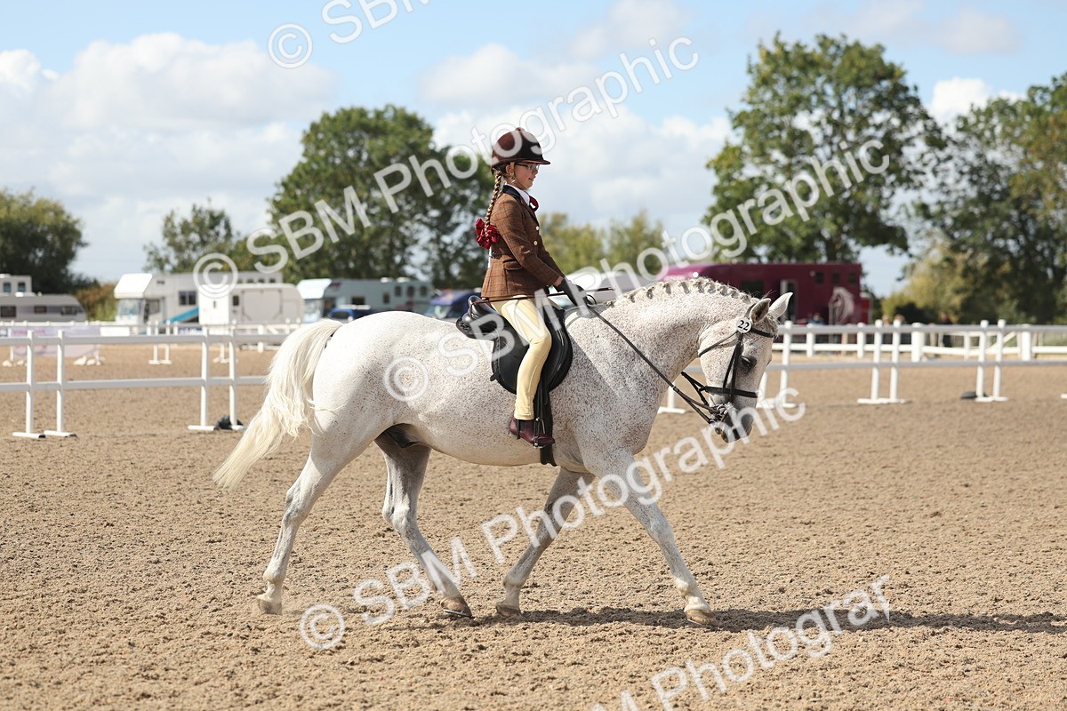 SBM_23245 - Class 807 - young Rider 11 to 16 Years