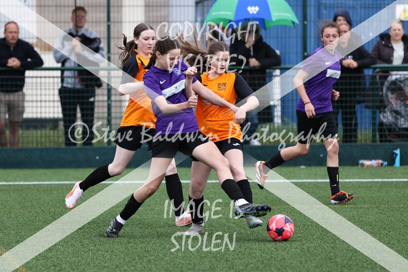 1DX31391 - Sat 6th U12 Girls