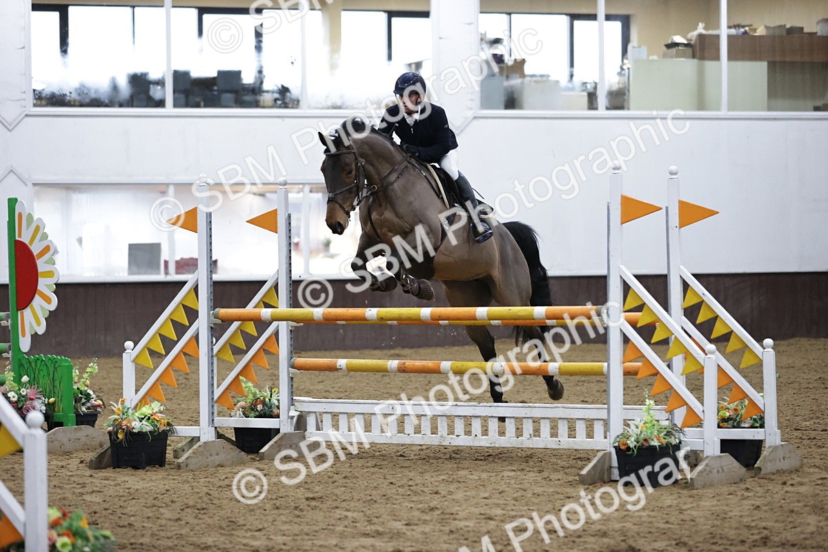 SBM_001116 - Class 4 - Senior Newcomers/ 1.10m Open