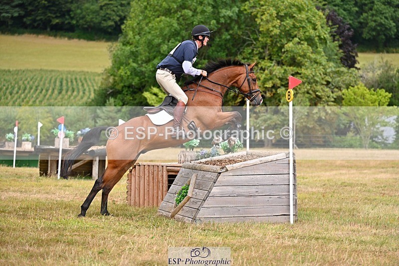 250803A-145913-15158 - P-711-William.Fox-Pitt-CUSCO