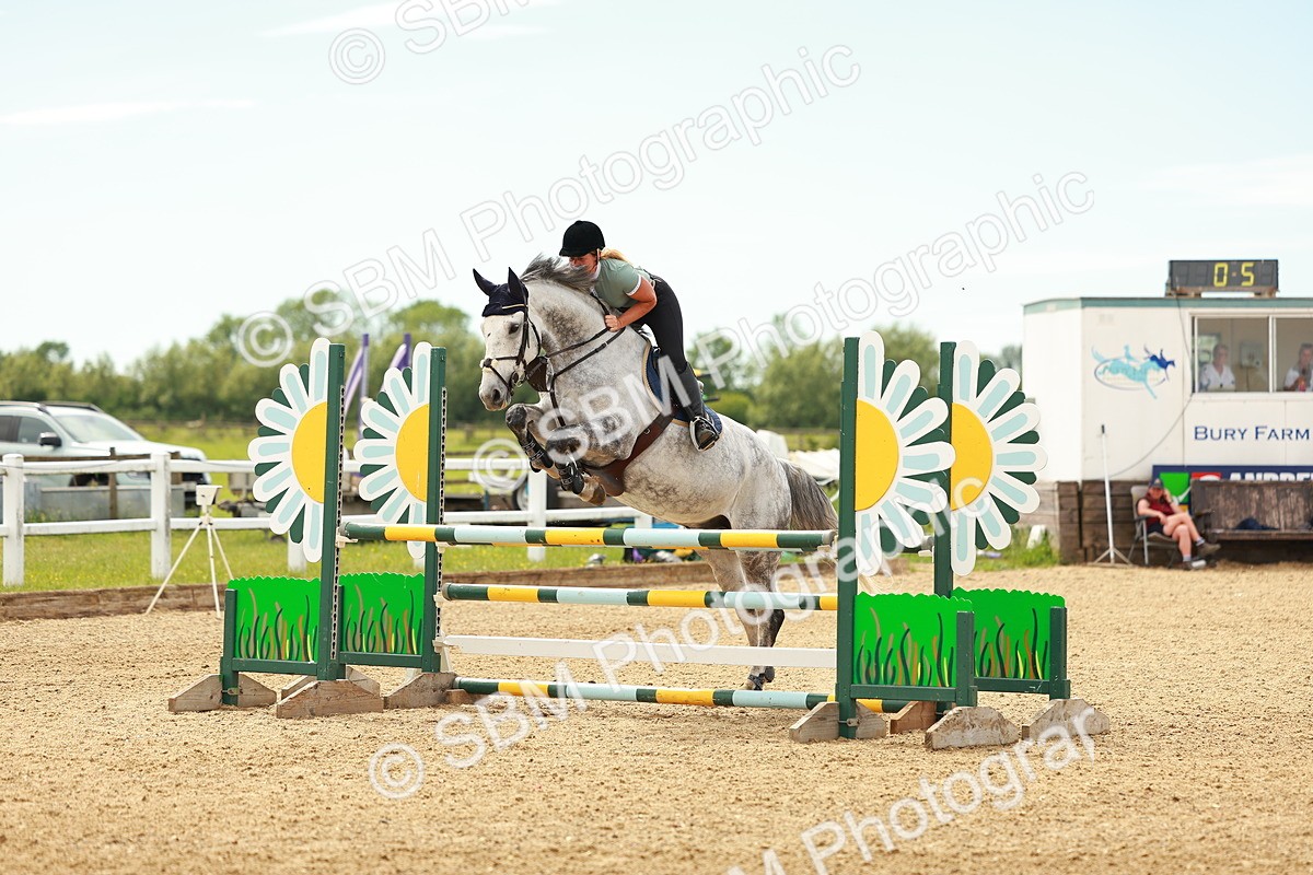 SBM_002229 - Class 4 - Senior Newcomers - 1.10m