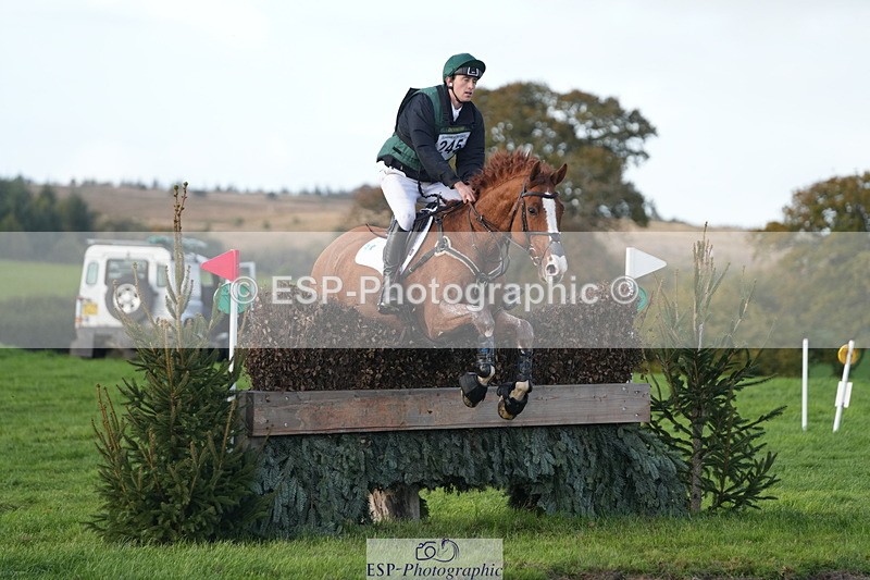 251024A-153904-14513 - C-245-Freddie.Carden