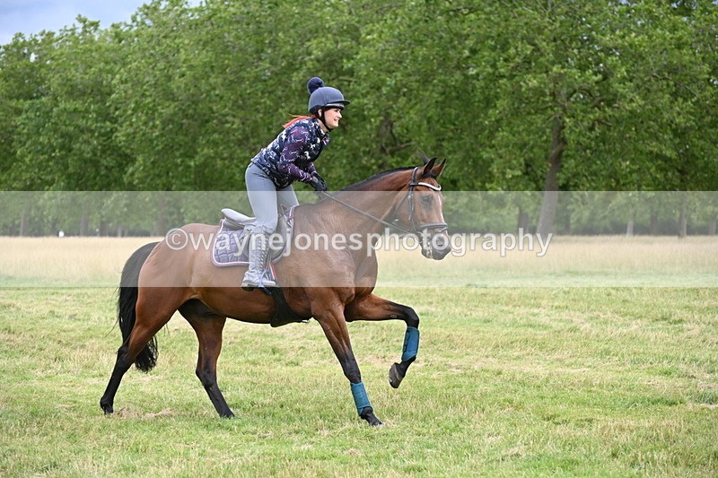 WJ6_2908 - Time at Jump 11:06 to 11:40