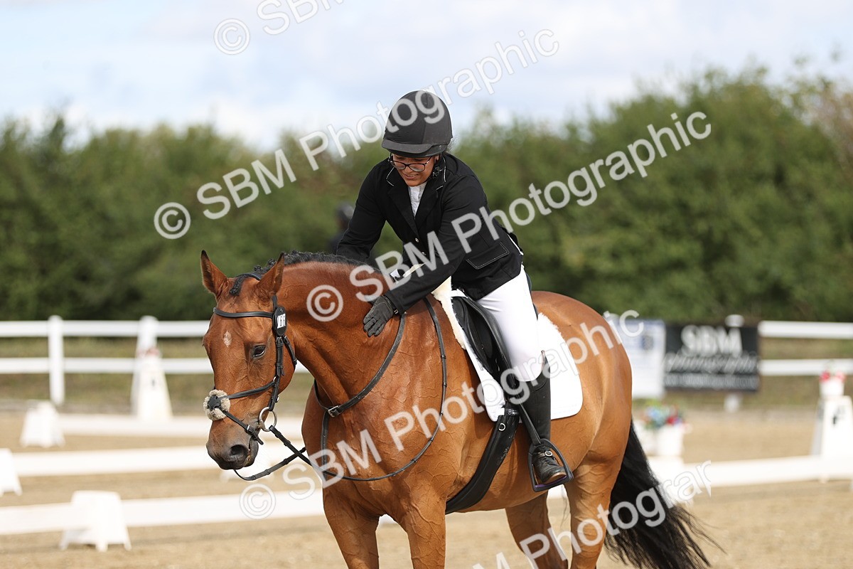 SBM_001383 - Class 2 - Intro 4 Champs - 10.56-11.44
