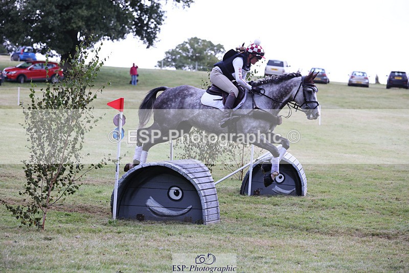 240825X-173253-38375 - 80cm XC 17.30 to End