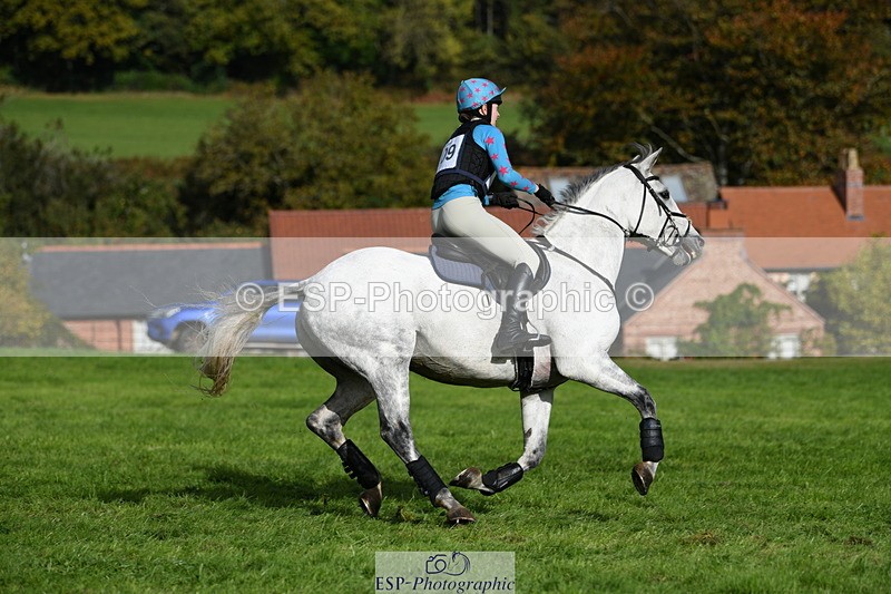 251024A-120211-09130 - B-109-Zoe.Davies