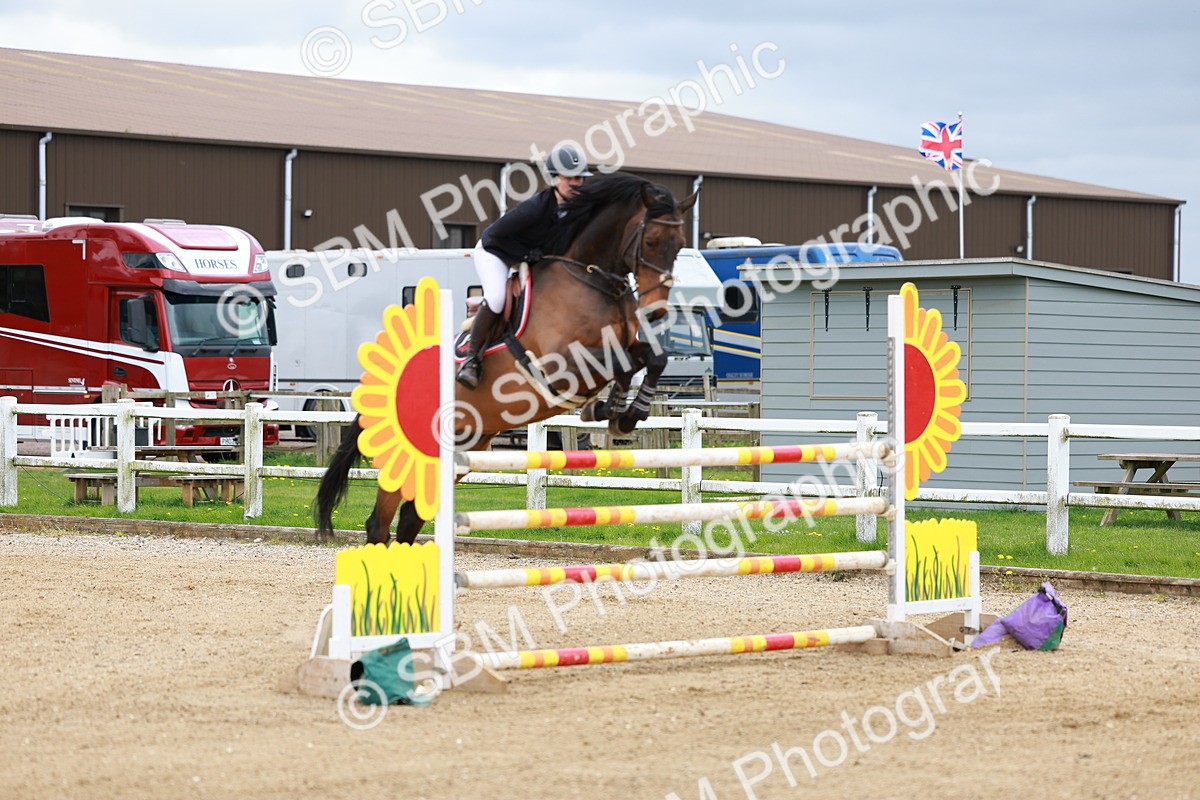 SBM_002574 - Class 11 - Senior Foxhunter - 1.20m