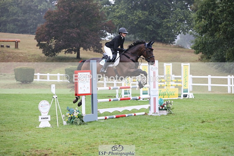 250830A-135408-06824 - Cls 16 Snr Newcomers and 1.10m Open