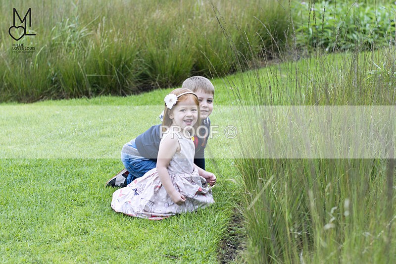 Family Photoshoot Millie Loves Louis Photography 19 - Location Photoshoots