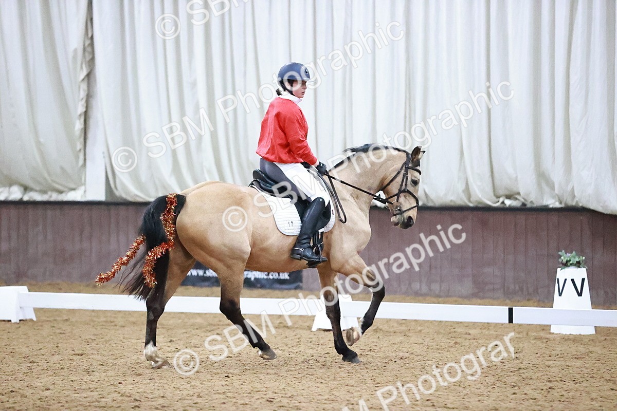 SBM_001782 - Class 9 - Novice 4