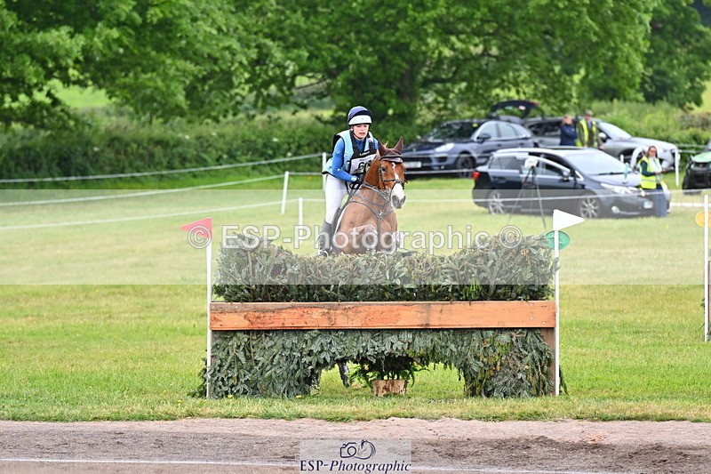 250524A-103809-09344 - A-061-Isabelle.Cook-EMERALD.KATIE