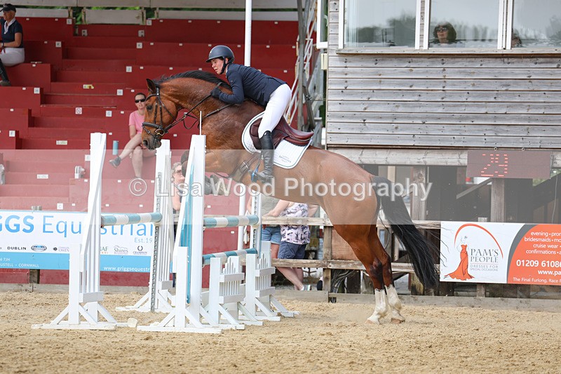 3E7A1074 - Class 13: Senior Newcomers/1.10m open