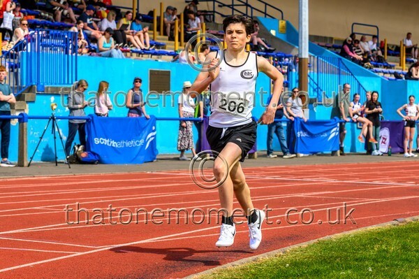 East25Sun-912452 - Track Male