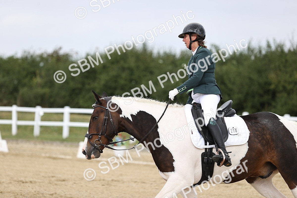 SBM_016799 - Class 14 Novice 23 - 11.53-12.56