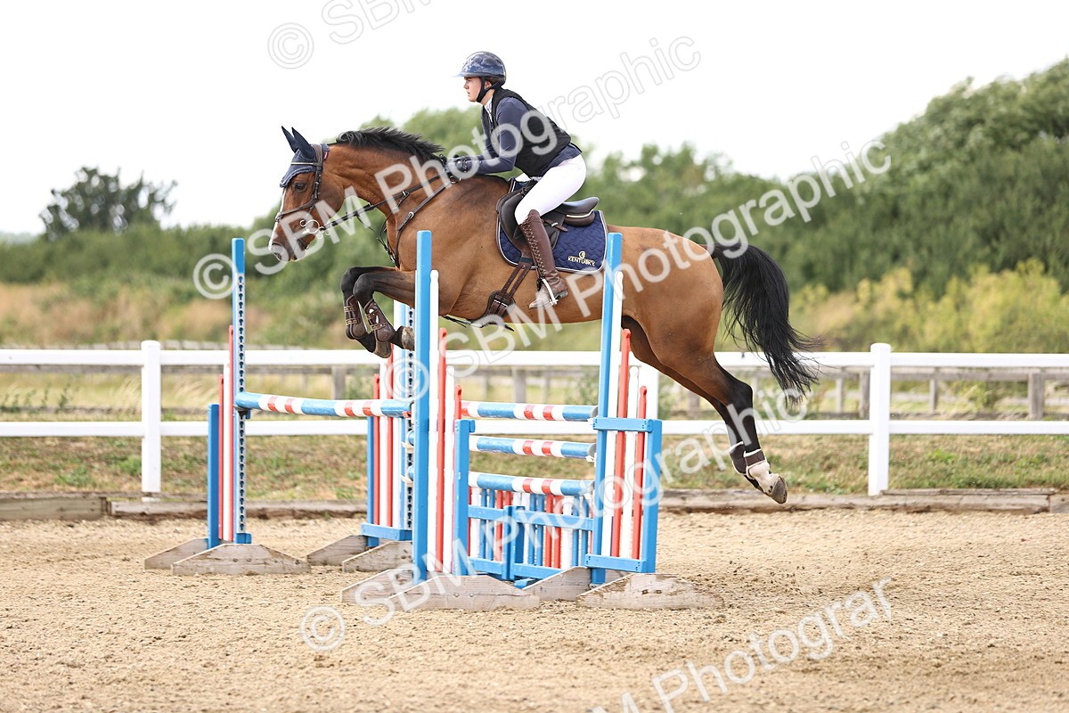 SBM_001257 - Class 6 - Senior Newcomers - 1.10m