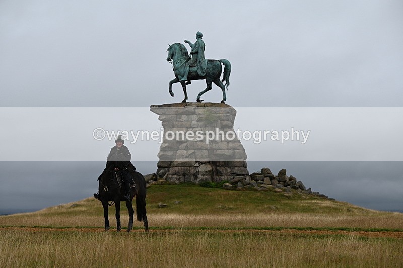 DSC_2685 - Time at Statue 12:34 to 12:56