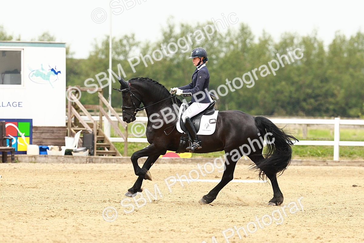 SBM_000993 - Class 6 - Novice 4