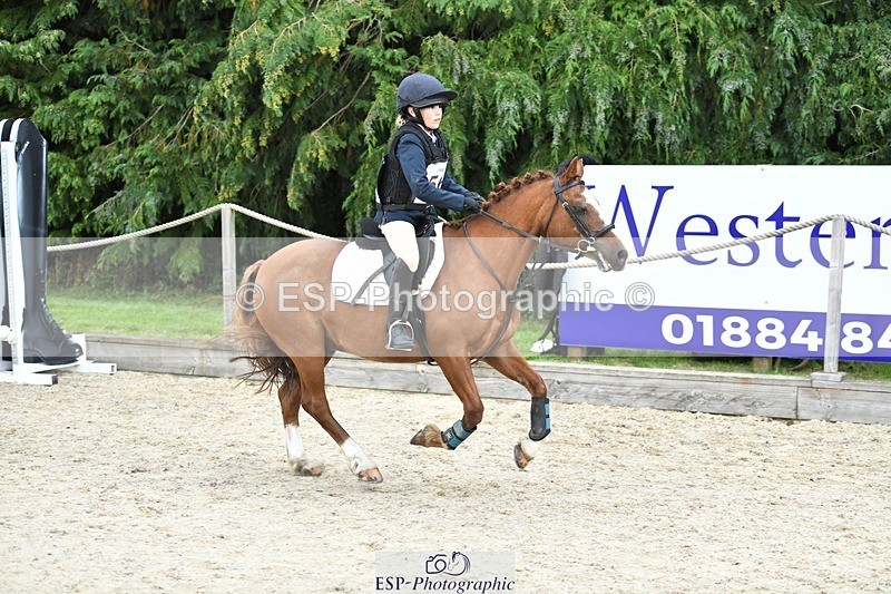 230824-162730-05879 - Round 2 Assisted Start to 16.50 CW