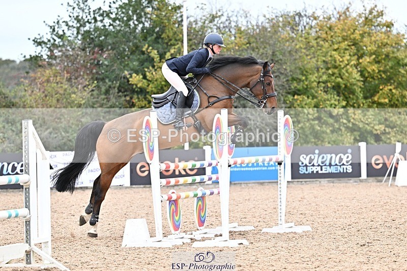 251015-130401-00478 - Cls 4 Newcomers and 1.10m Open