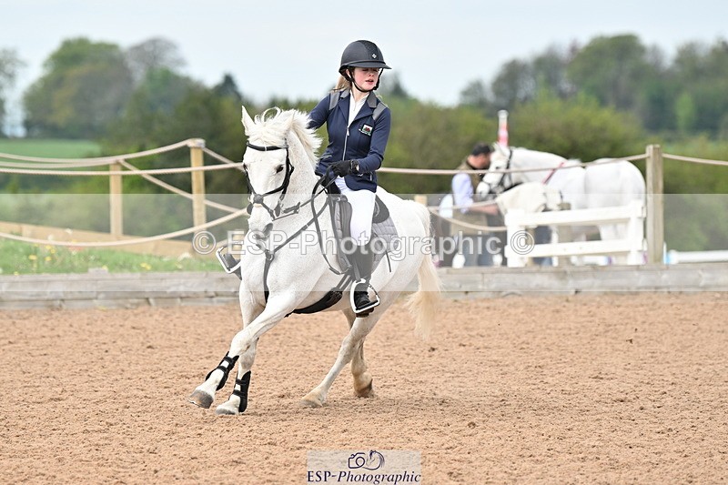 240506A-122238-08664 - Cls 5 Pony Foxhunter & 1.10m Open