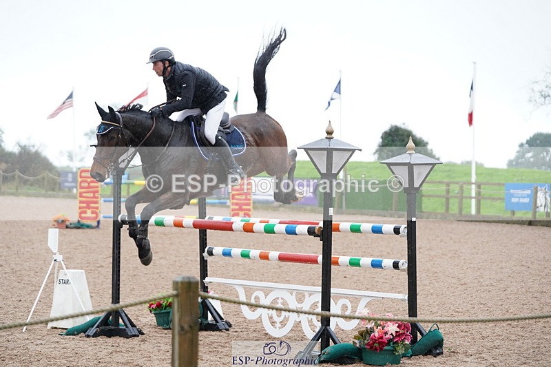 241006A-155332-08066 - Cls 22 Nat 1.30 & 1.40