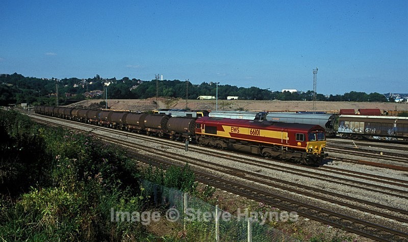 23rd Aug 2000 - Newport Alexandra Dock Junction Yard, Gwent