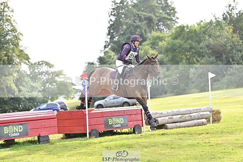 240825X-170743-37666 - 80cm XC 16.30 to 17.30