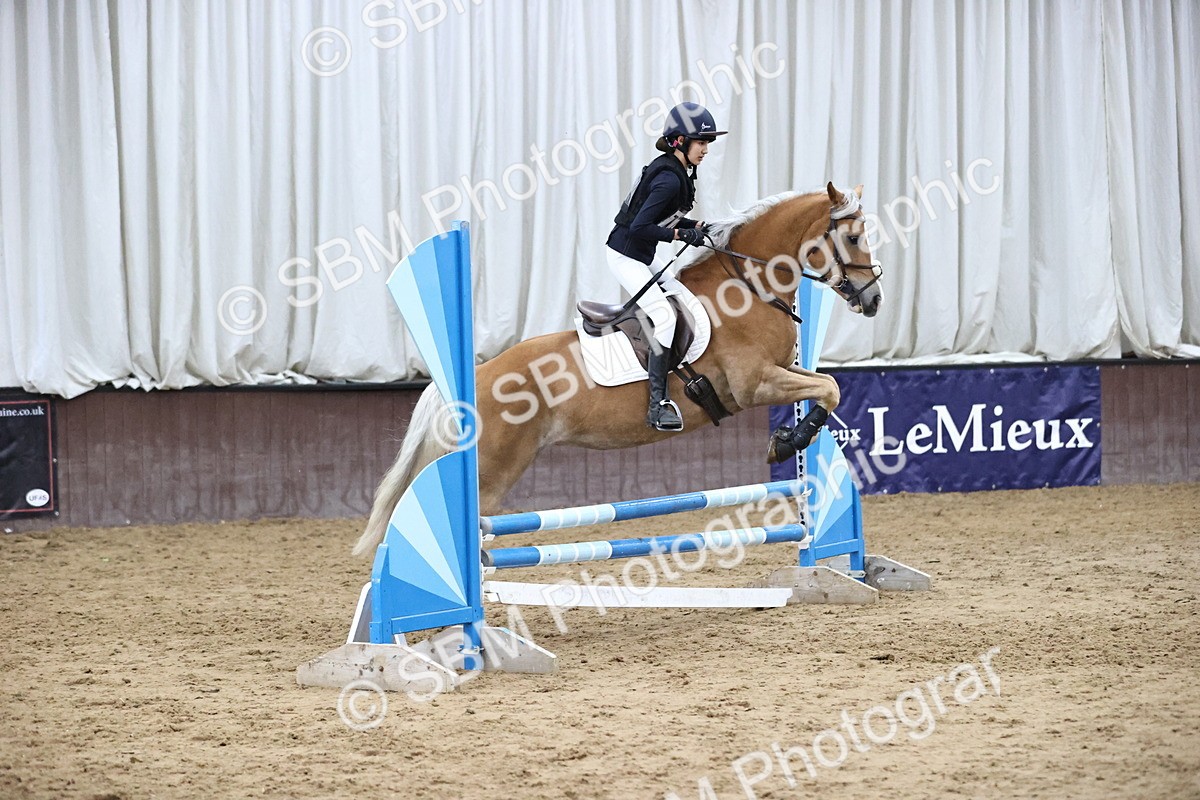 SBM_001863 - Class 5 - Henlow Veterinary Hospital 70cm