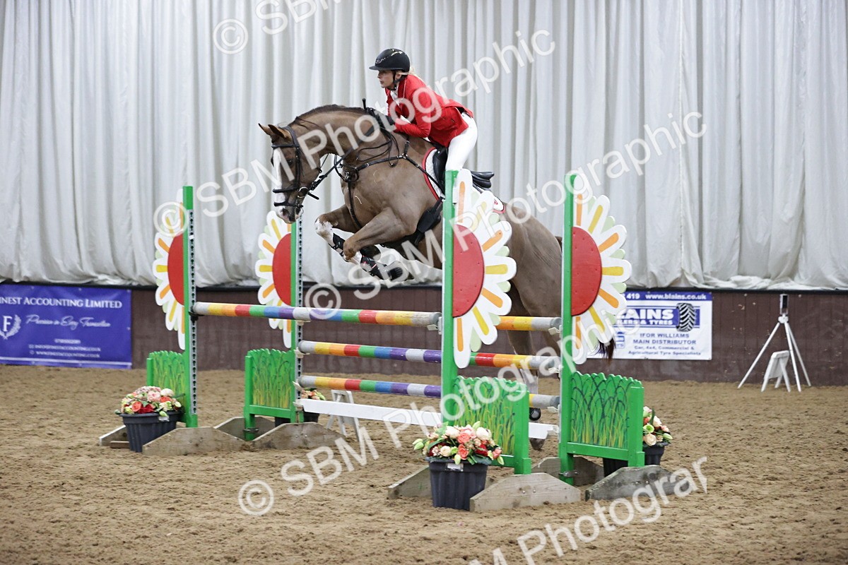 SBM_001293 - Class 4 - Senior Newcomers/ 1.10m Open