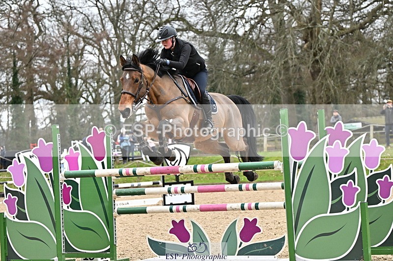 250201A-153655-01111 - Cls 05 Local Horse 130cm